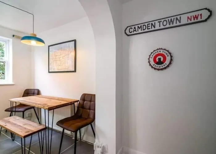 Quiet 4 Bedroom House Between Camden & Kings Cross