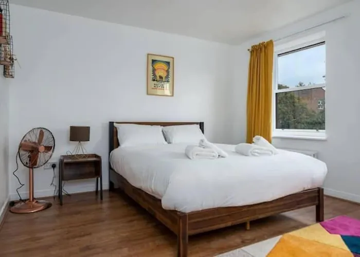 Quiet 4 Bedroom House Between Camden & Kings Cross